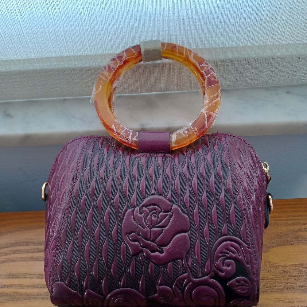 Handbag - Picture 2 of 5